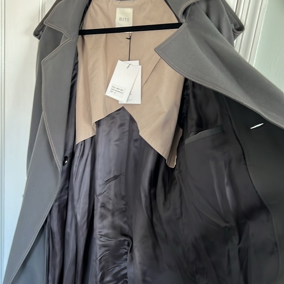 BITE STUDIOS- Anthracite Grey Trench 100% Wool & Silk size 12 SUSTAINABLE BRAND - Picture 7 of 9